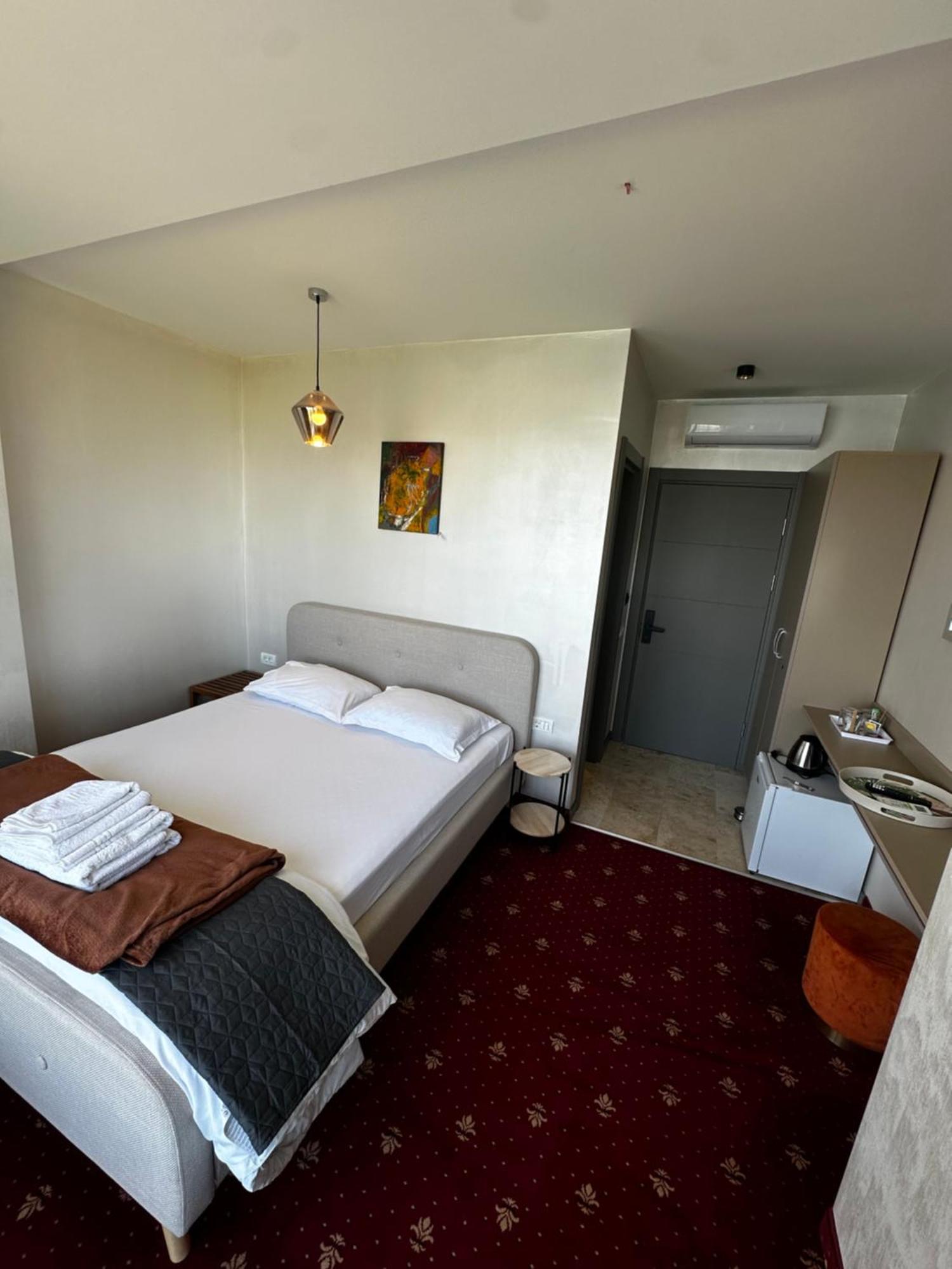 White Boutique Hotel- אפורי נורד מראה חיצוני תמונה